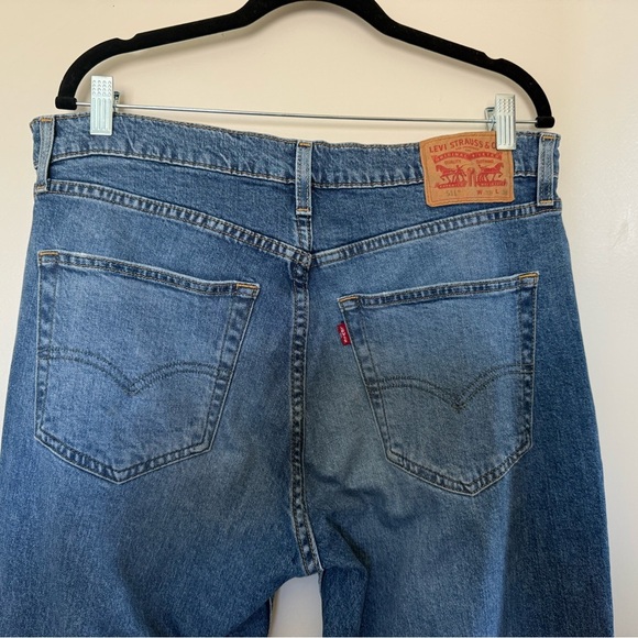 Levi’s Distressed 511 Jeans in Size 36x36 - Picture 6 of 15